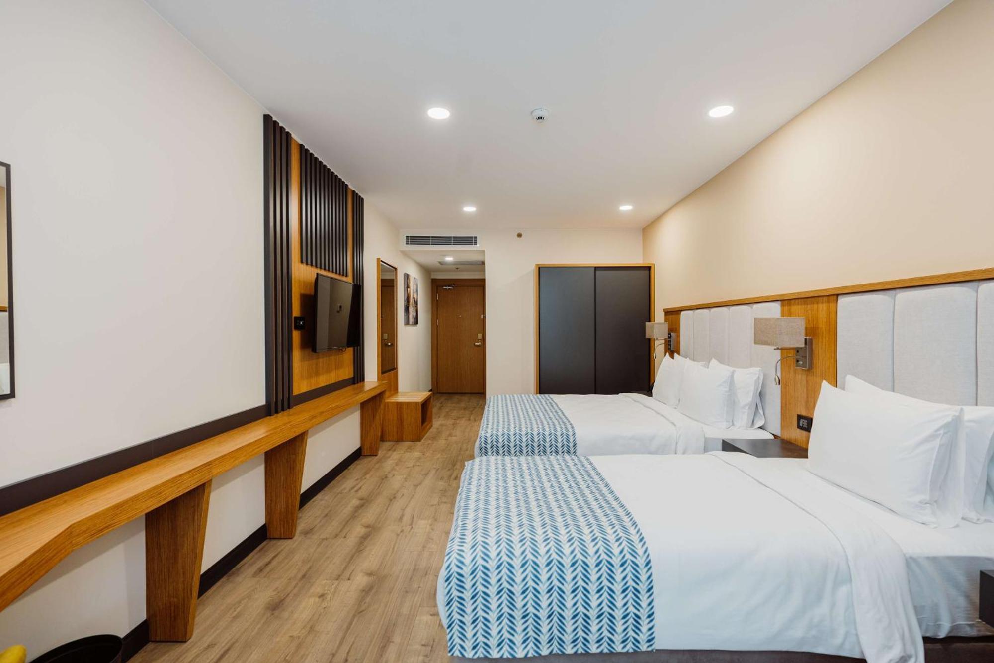Best Western Plus Batoumi Extérieur photo