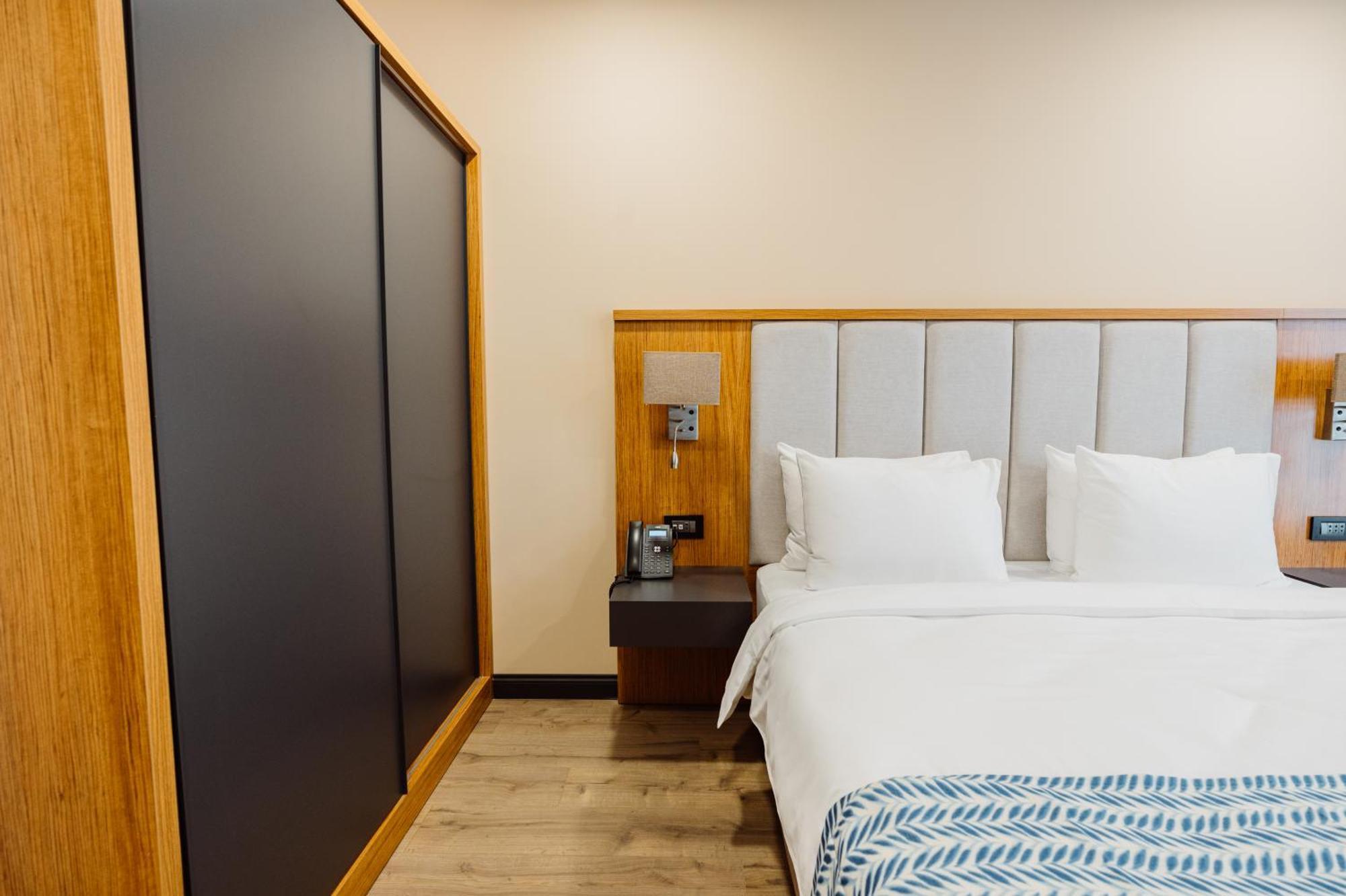 Best Western Plus Batoumi Extérieur photo