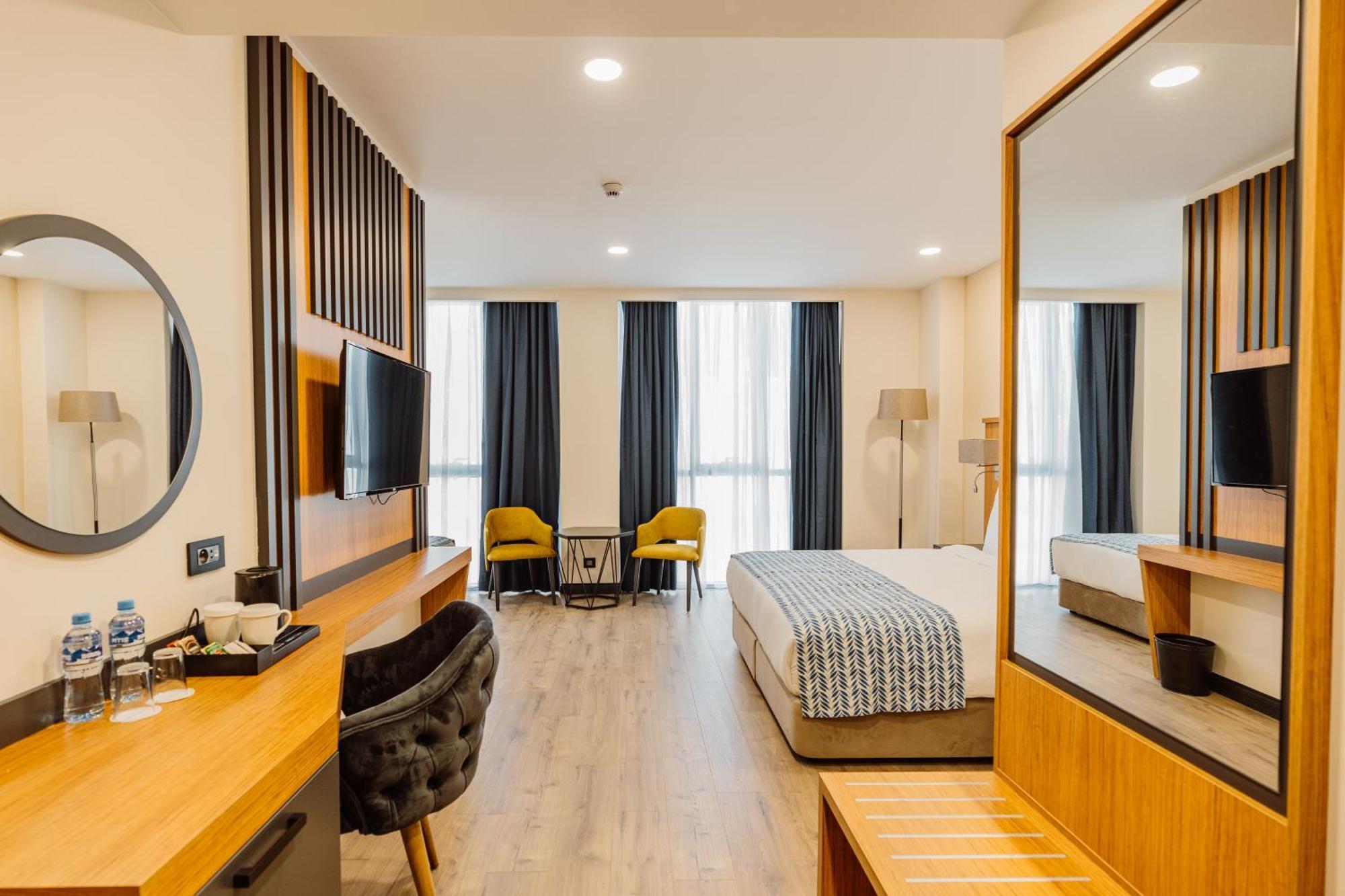Best Western Plus Batoumi Extérieur photo